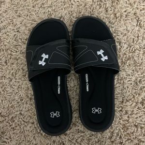 Under armor 4-D foam slides